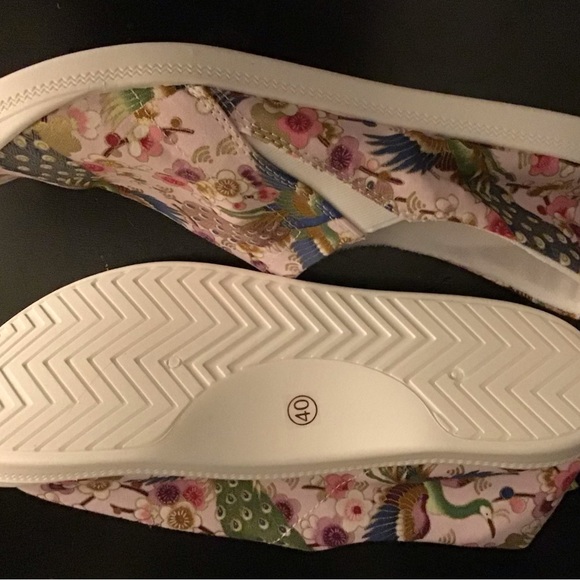 Pink and green Phoenix slip-on sneakers - Picture 3 of 3